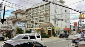 KASELDORZHOSTEL TRANSIENT at Moonwalk Paranaque